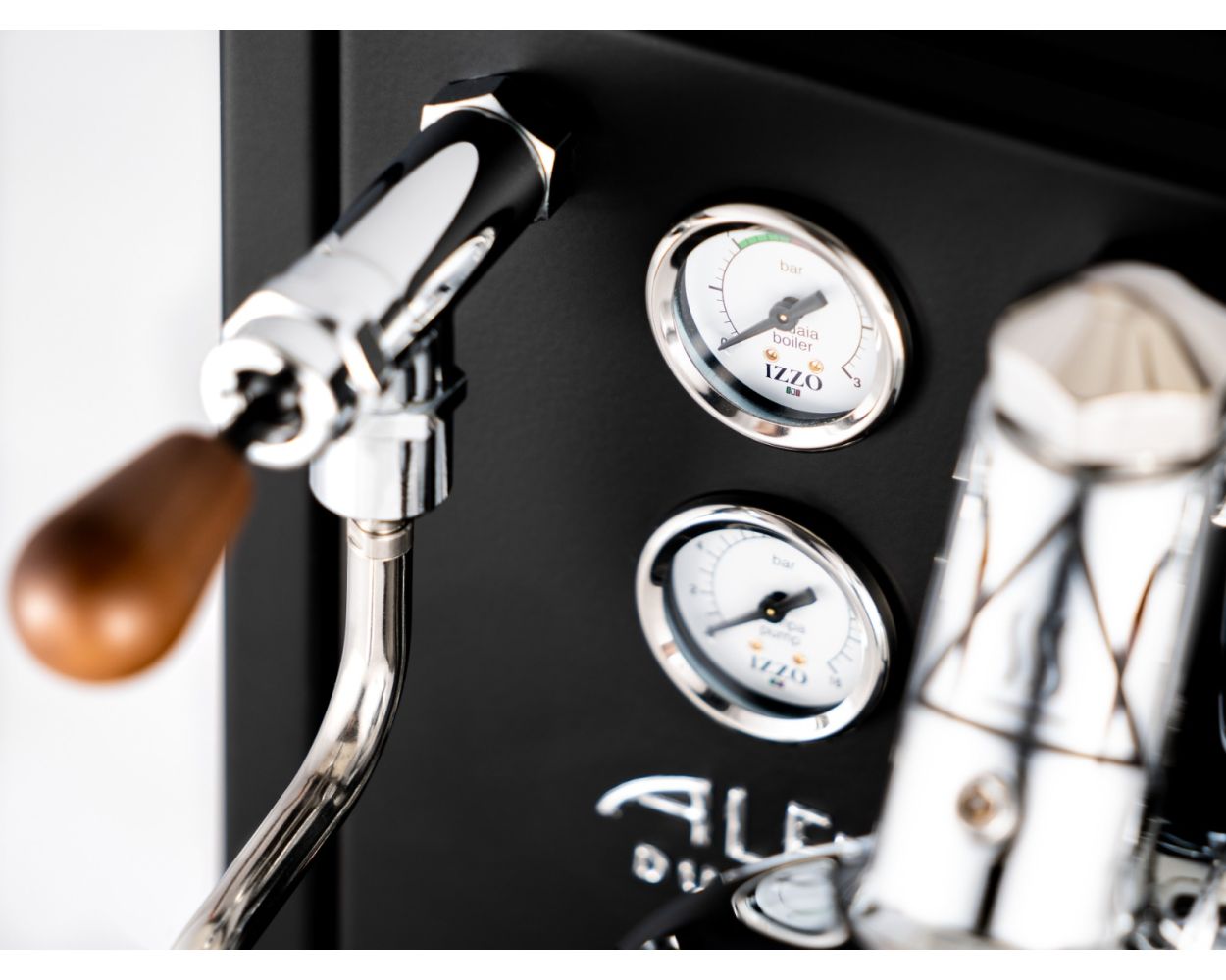 **SPECIAL** Izzo Alex Duetto IV Plus - Nero Edition*