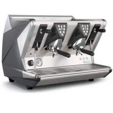La San Marco 100 E Sprint 2 group cafe coffee machine