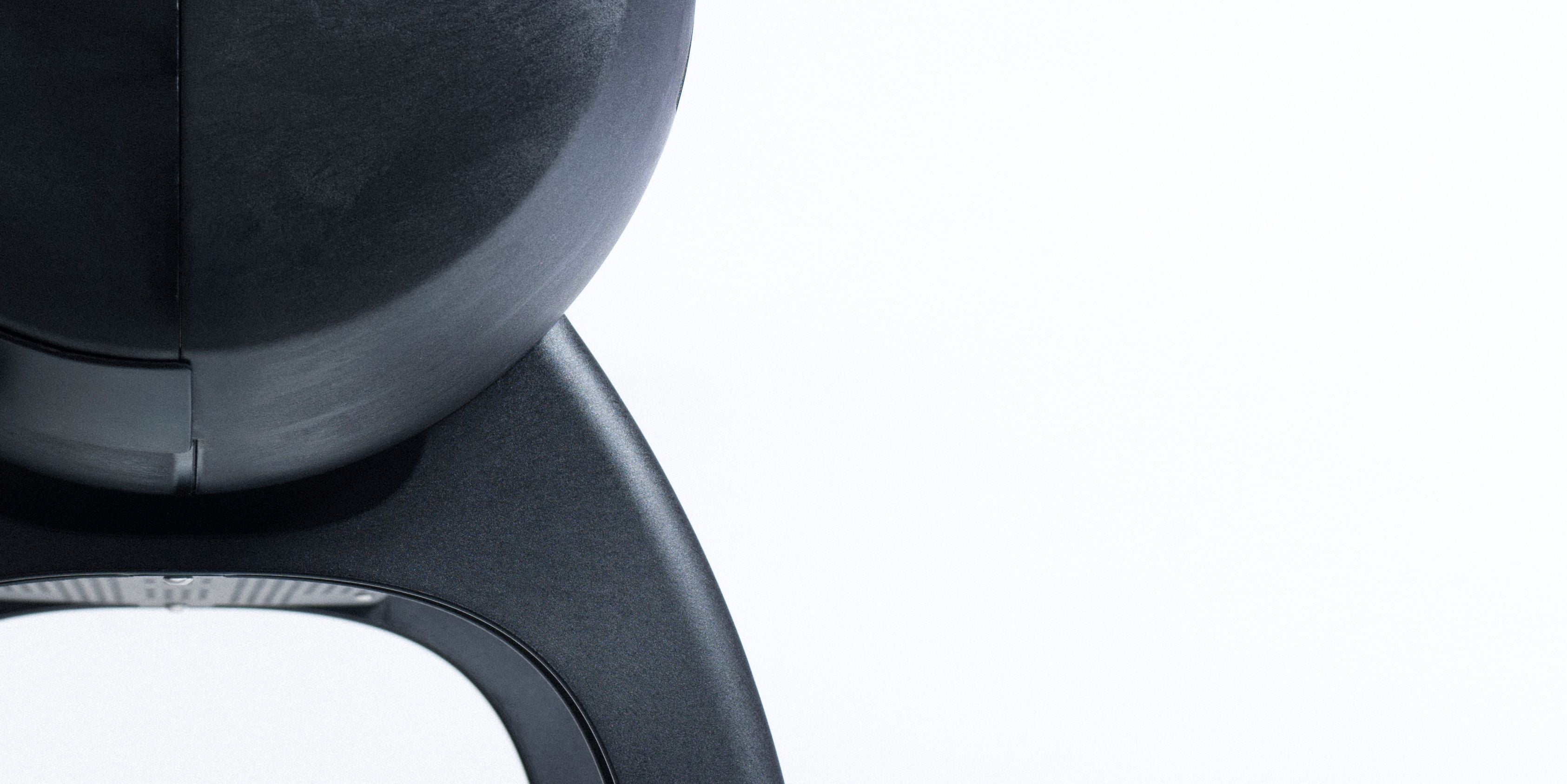 Aillio Bullet R1 Coffee Roaster close up